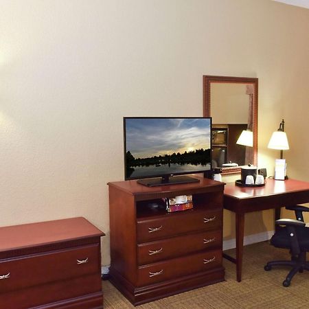 Hampton Inn רסטון מראה חיצוני תמונה