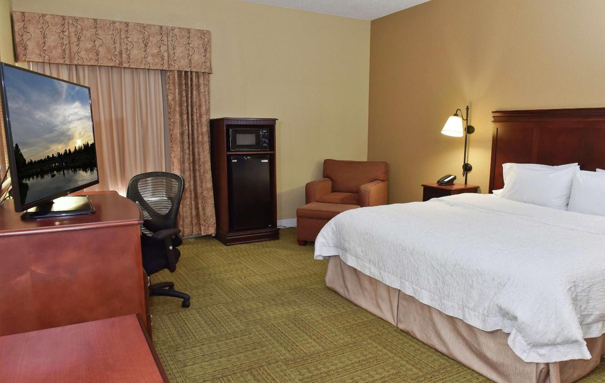 Hampton Inn רסטון מראה חיצוני תמונה