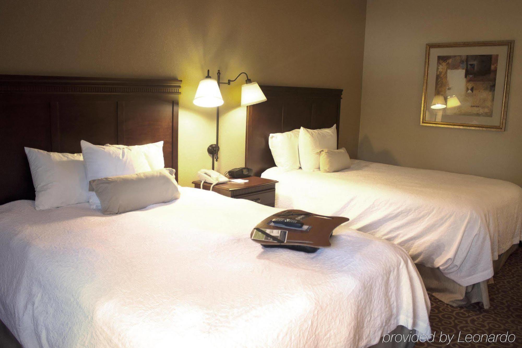 Hampton Inn רסטון חדר תמונה