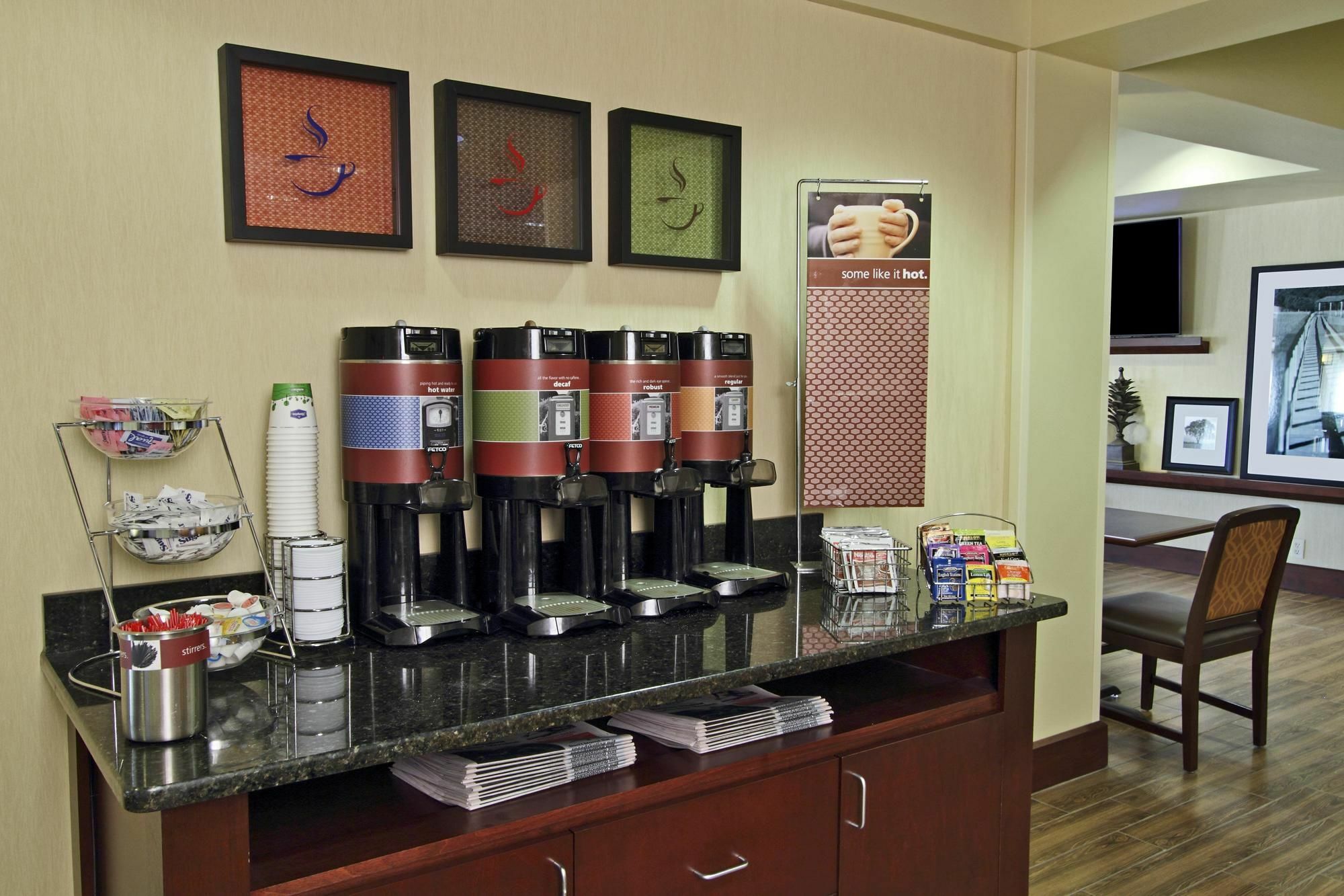 Hampton Inn רסטון מראה חיצוני תמונה